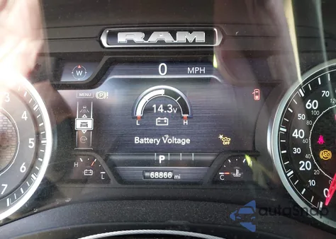 2025 Ram 1500 Big Horn 4X4 5'7 Box from USA, damaged, VIN 1C6SRFFP4SN581523